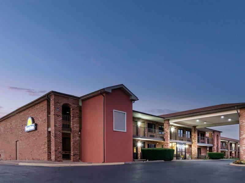 Days Inn By Wyndham New Market Exteriör bild
